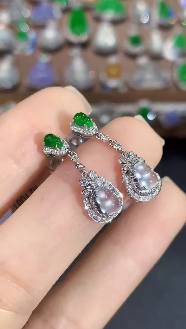 18K金镶嵌翡翠耳饰A92