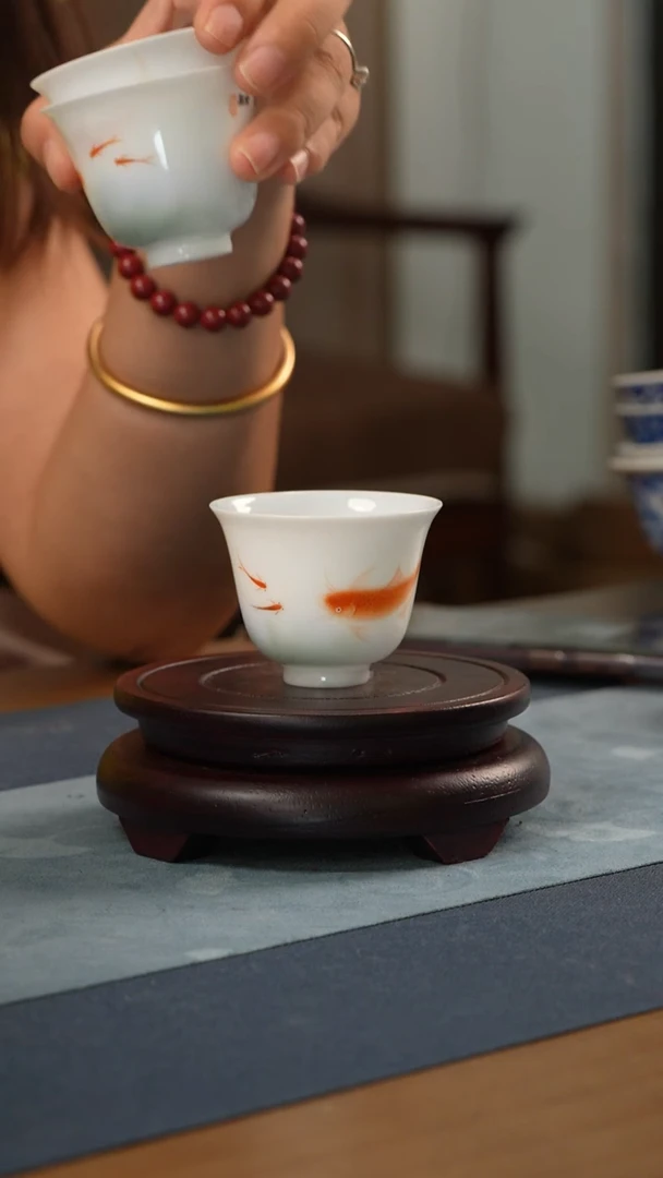 瓶黄景初老师-鱼乐图小单杯