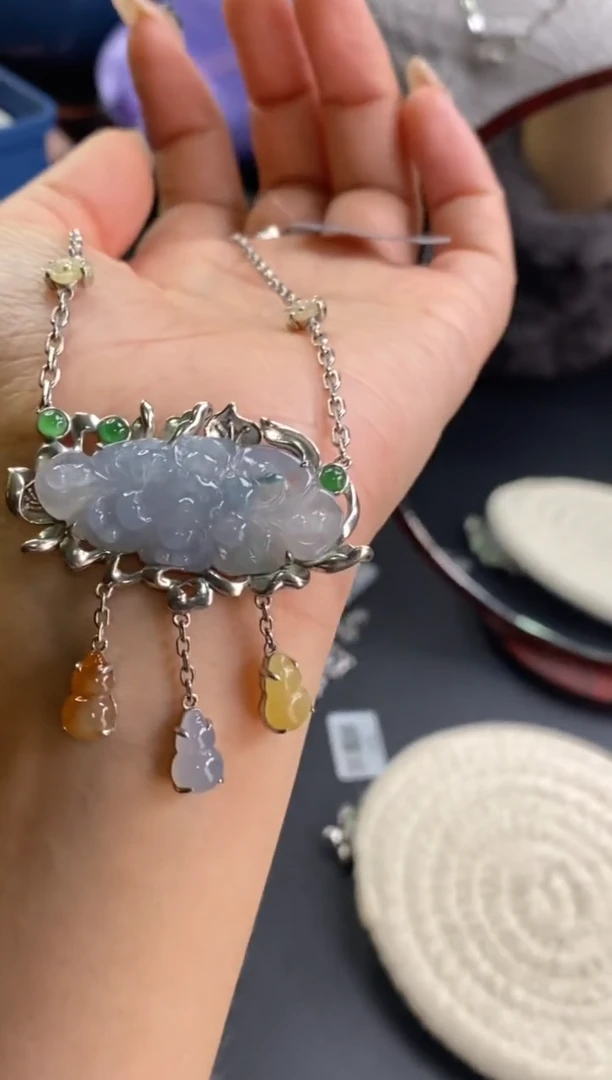 颈饰银S925镶嵌翡翠净货13991