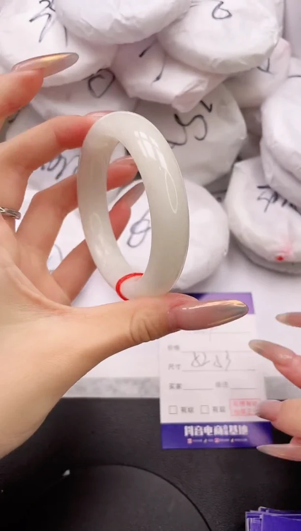 【闪购商品】和田玉手镯未镶嵌26K134-52