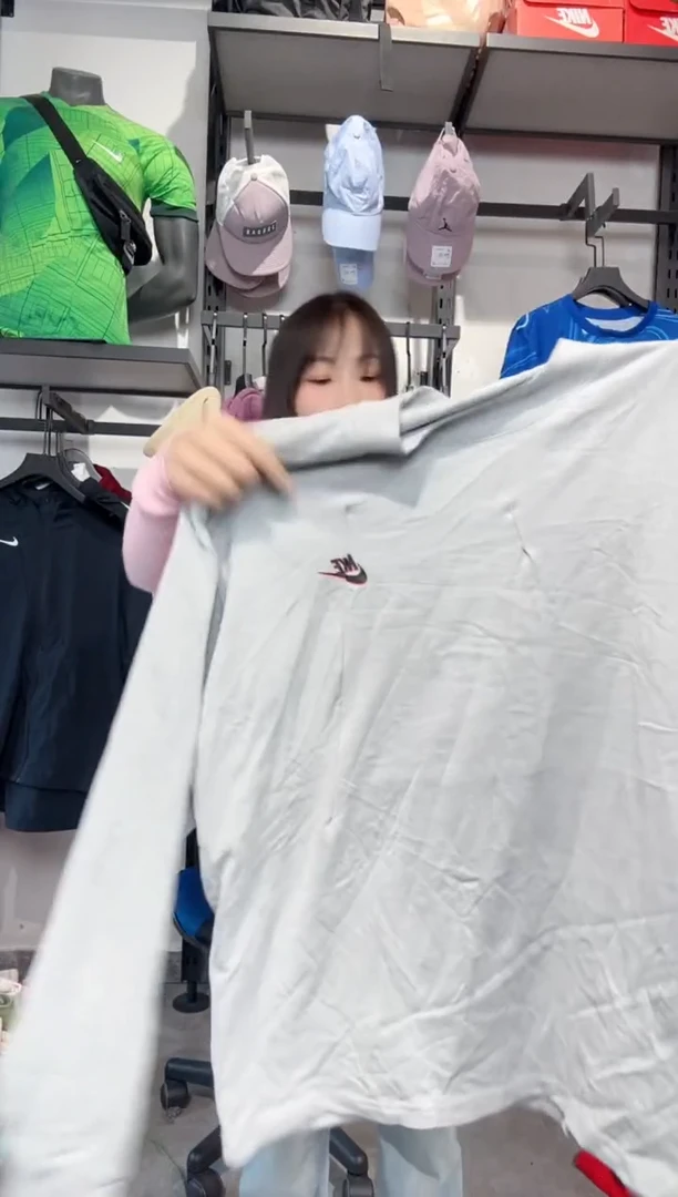 1429   编码 瑕疵款直播间过款为准 尺码L