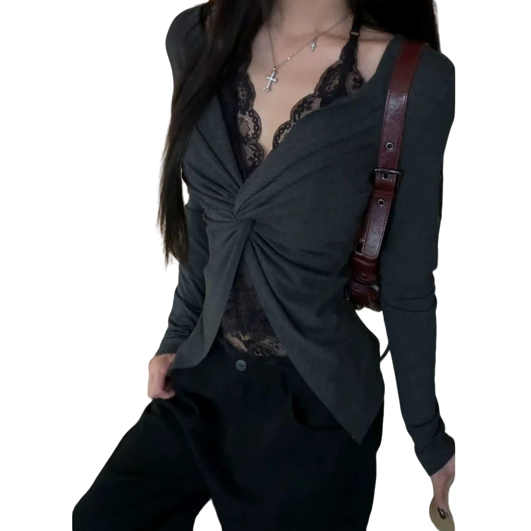 胖MM大码辣妹痞帅炸街风秋装女款爆款2025新款假两件长袖打底衫女