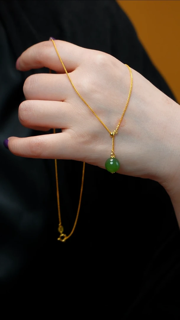 和田玉（碧玉）未镶嵌颈饰碧玉吊坠 多样性发其一