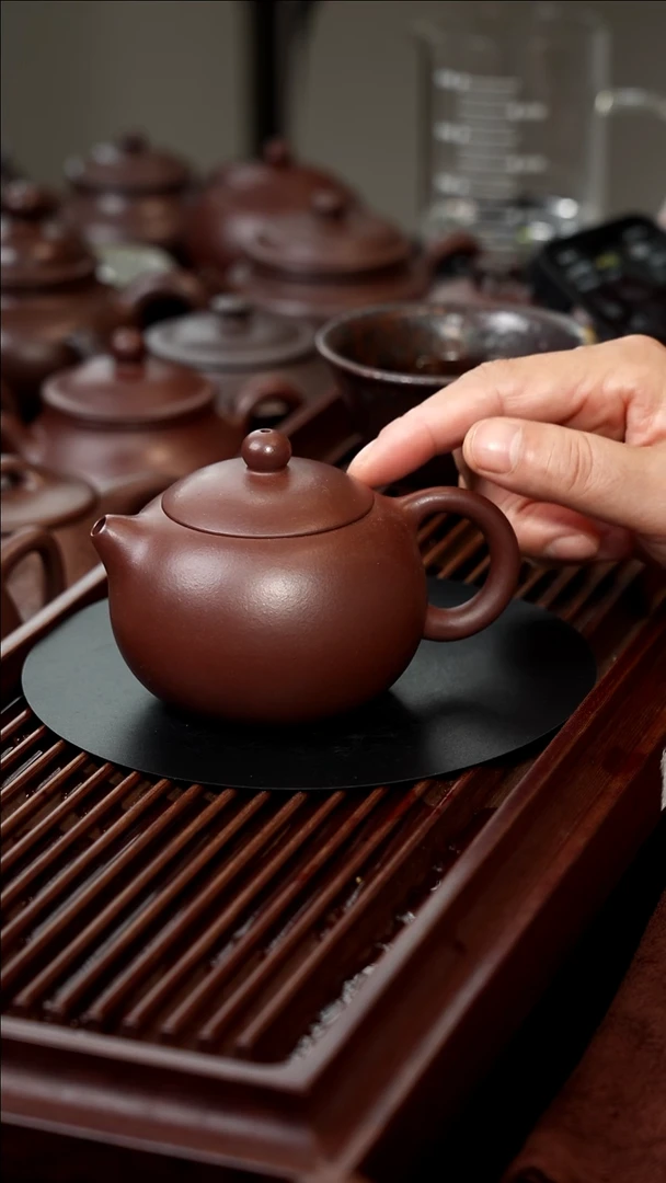 茶壶紫砂石红拼紫西施（200c）