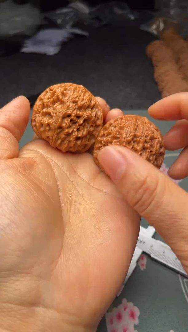 把件文玩核桃w28    水龙纹 42尺