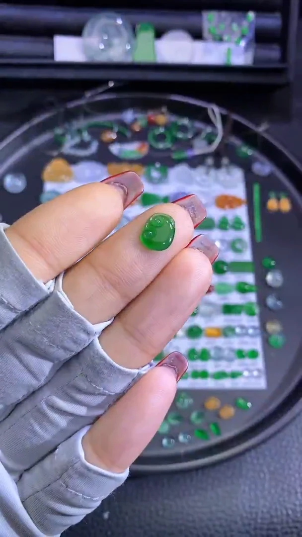 未镶嵌挂件翡翠如意