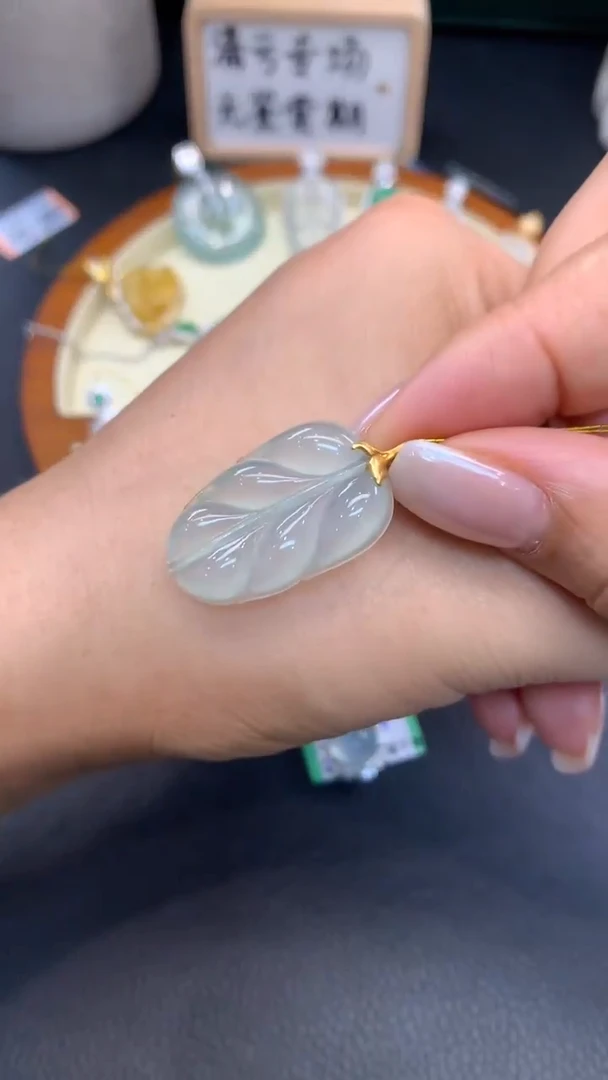 定制翡翠18K金镶嵌F652