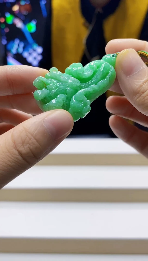 未镶嵌定制翡翠-毛货挂件20