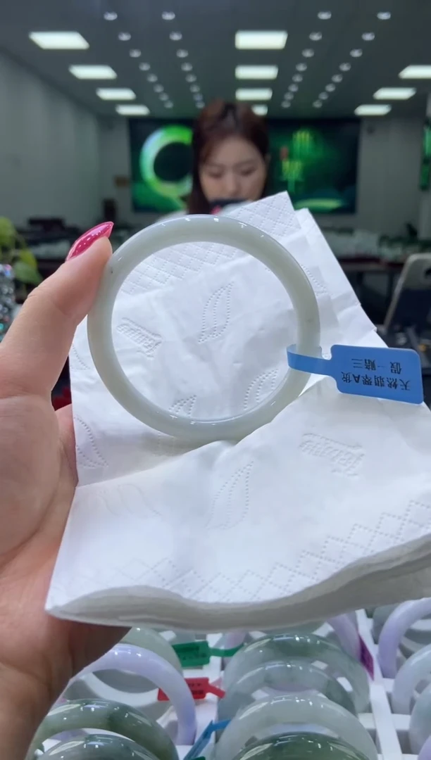未镶嵌手镯翡翠0058126