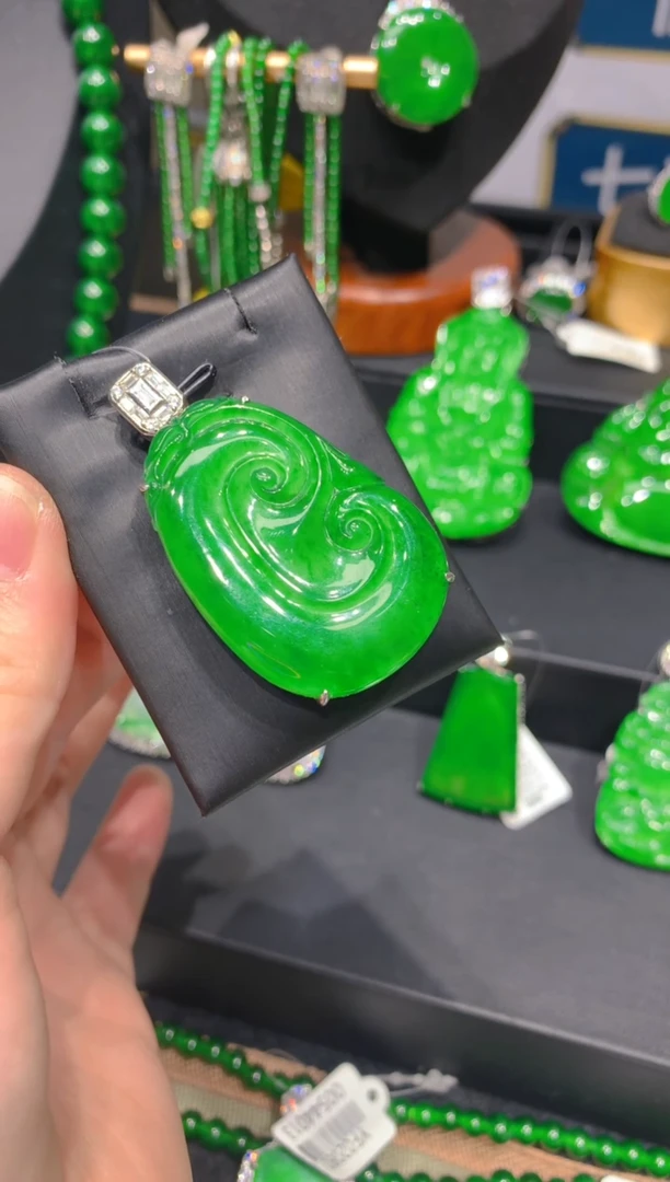 翡翠银S925镶嵌颈饰29一季