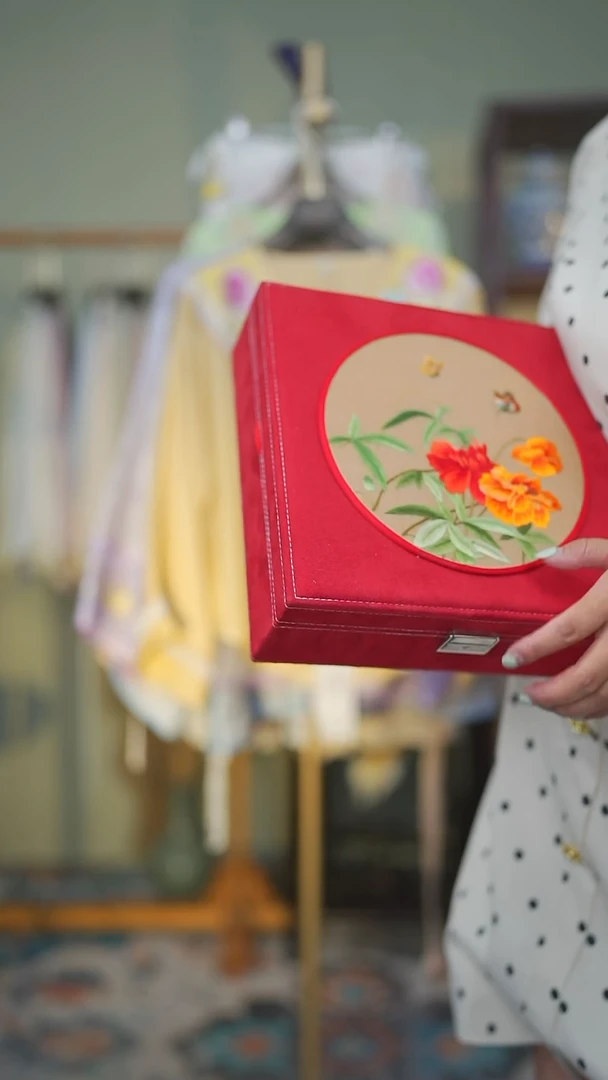 刺绣双层刺绣首饰盒