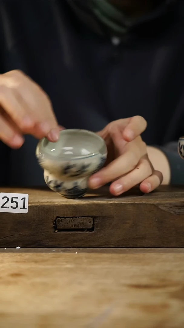 瓷片设计师手作！！！知名设计师系列！！！！高古青花主人杯