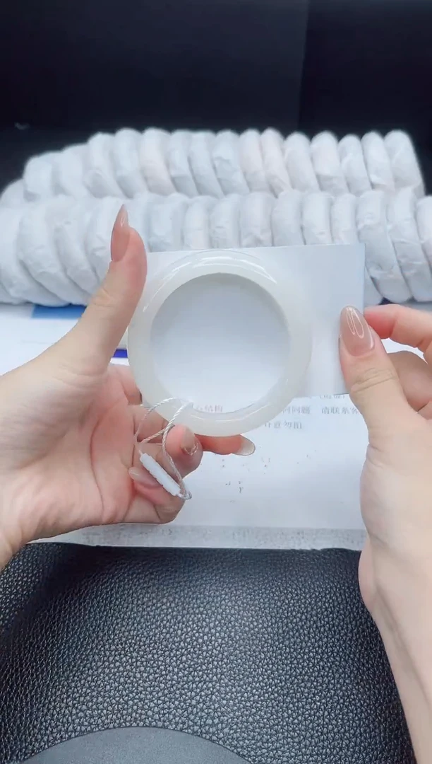 石英质玉手镯未镶嵌257-54.3