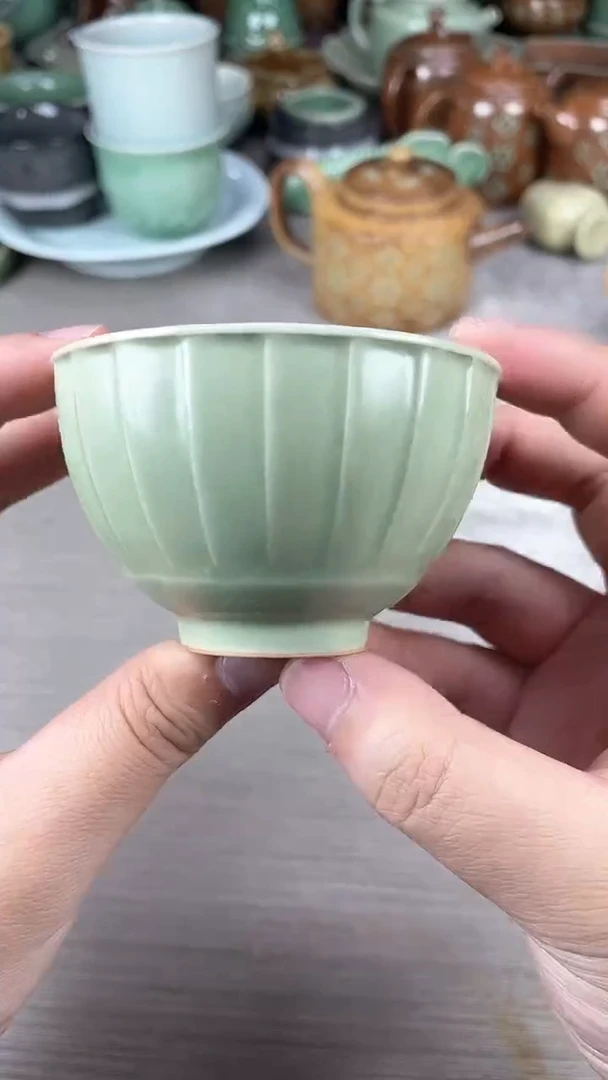 龙泉青瓷仓储大放漏