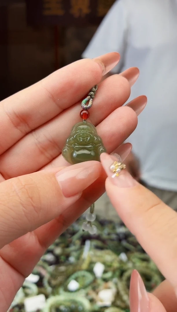 和田玉未镶嵌颈饰拍一发一