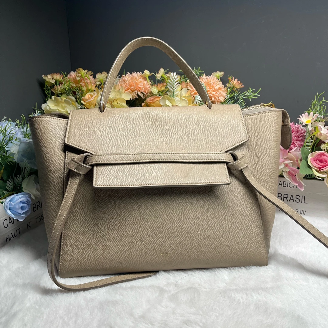95新 Celine/思琳 卡其色奶茶色鲶鱼-80216