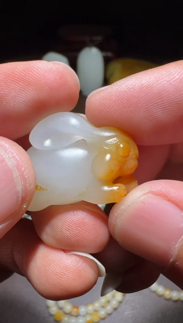 未镶嵌和田玉挂件和田玉