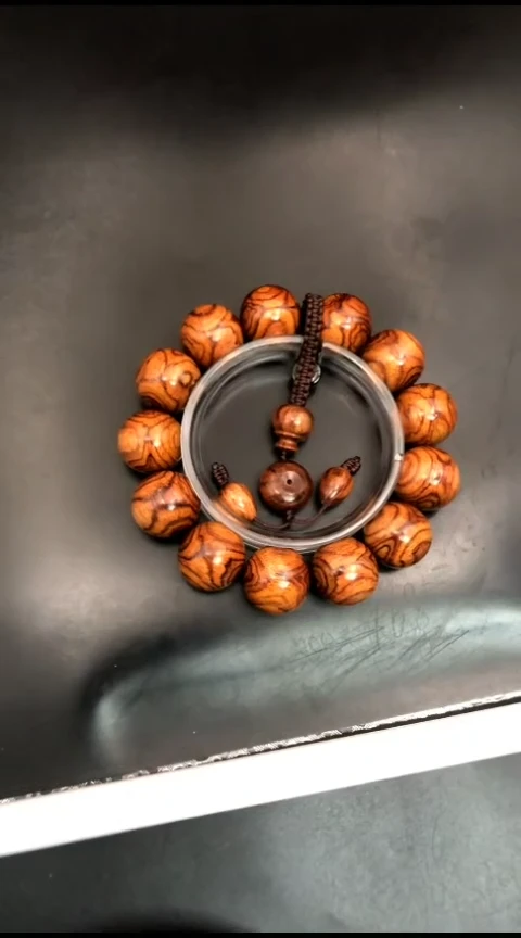 【闪购商品】黄花梨/降香黄檀手串/手链海黄野料1.8x纹鬼脸手串