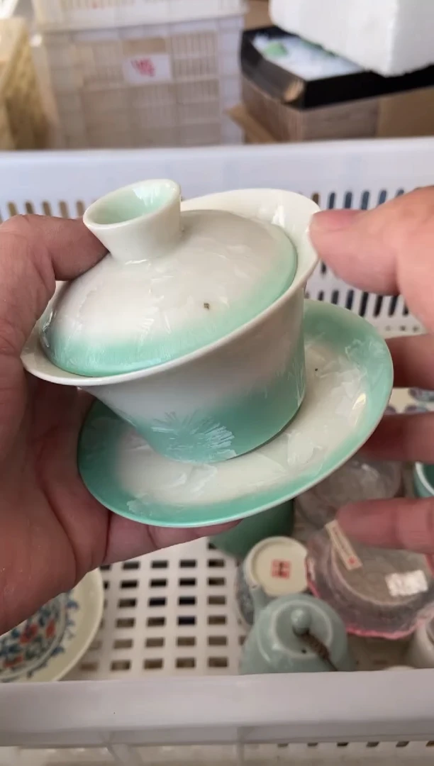 杯无运费险有瑕疵的摄影的产品有使用过的痕迹有点脏介意勿拍