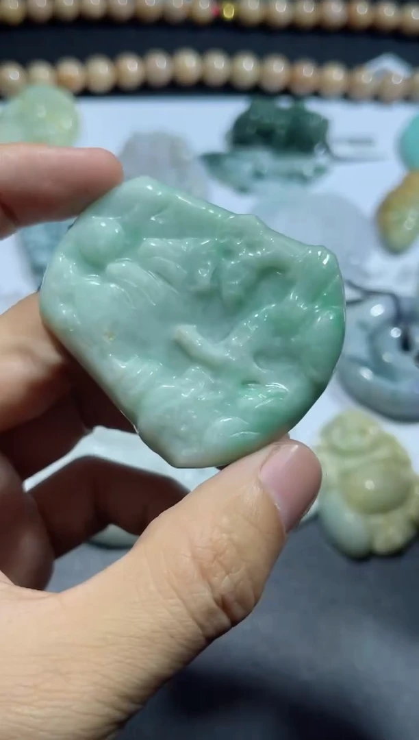 【闪购商品】翡翠颈饰未镶嵌00013635