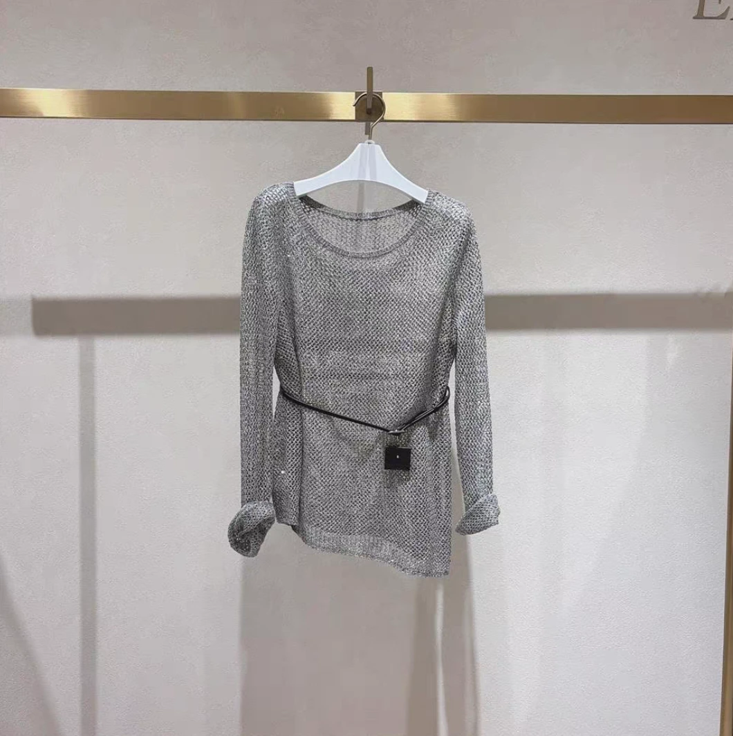 灰色带腰带镂空罩衫