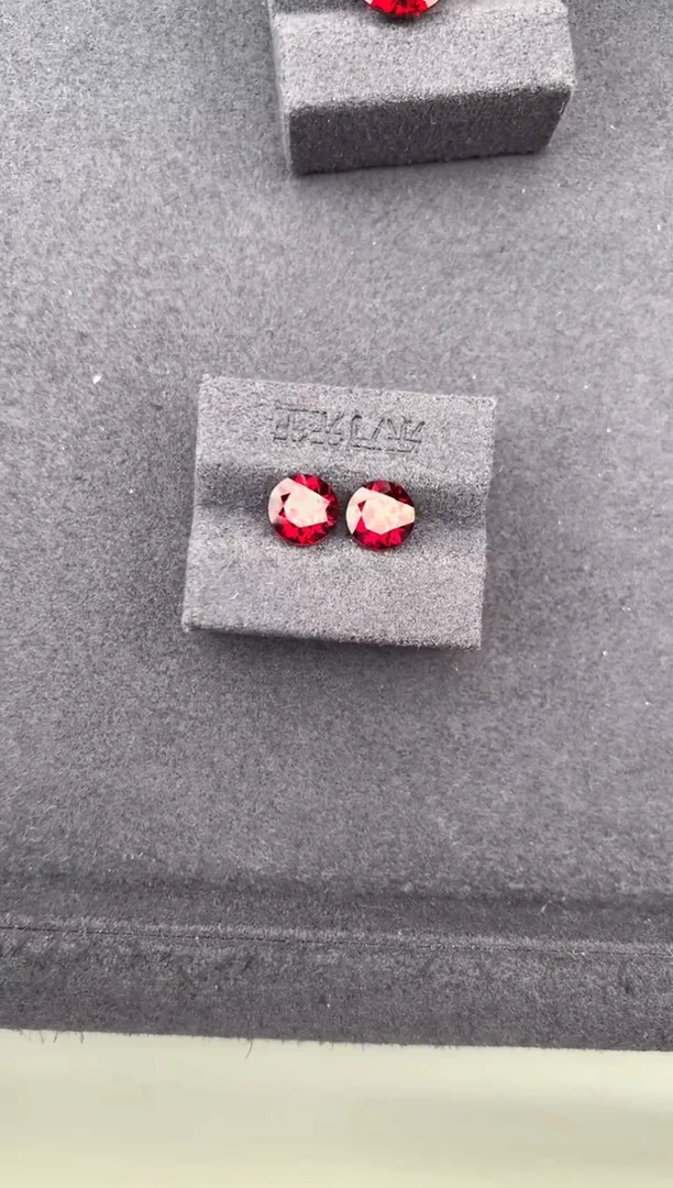 未镶嵌珠宝半成品石榴石不****烦1.5ct镁铝榴石  定制  GH