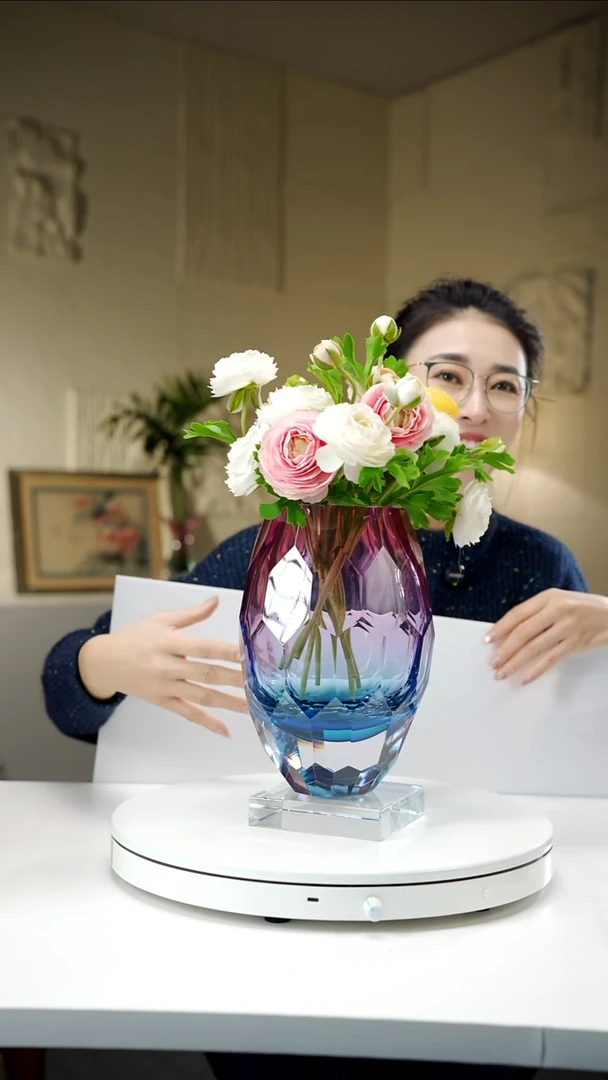 手工艺品琉璃金红蓝切面花瓶