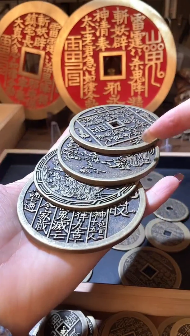 【闪购商品】铜现代翻砂铜工艺品4枚一套