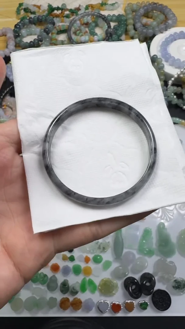翡翠未镶嵌颈饰【闪购商品】 天然翡翠