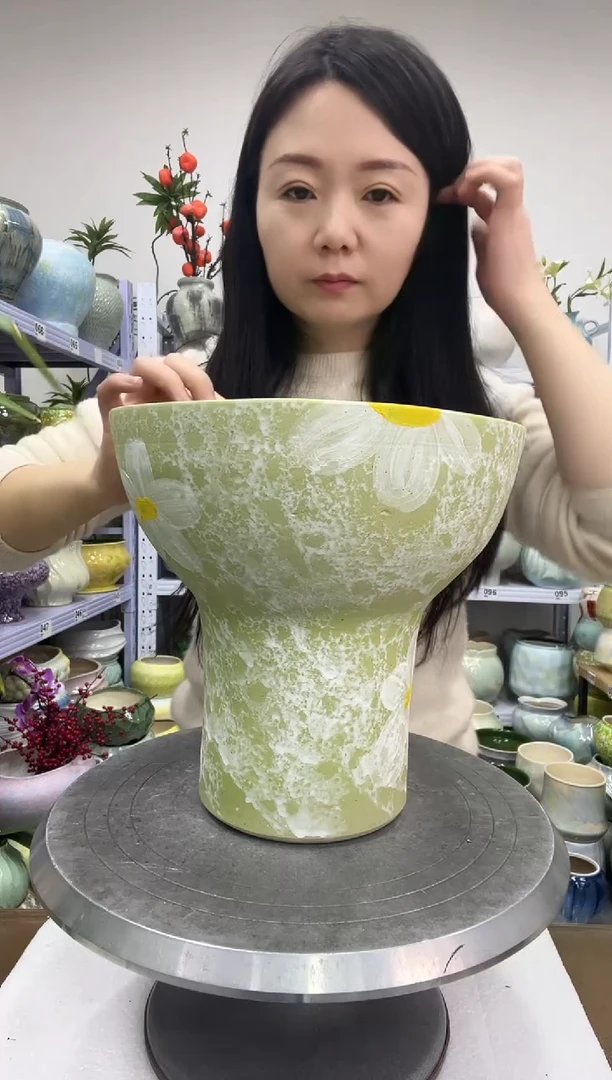 【1.2】花盆链接 高：  22口：22