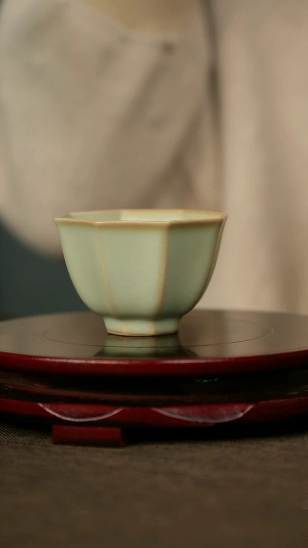 全品 粉青 八方杯 带底款