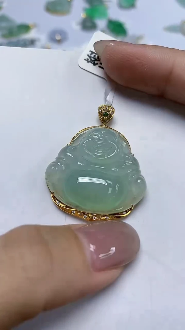 翡翠18K金镶嵌颈饰天然缅甸翡翠A货