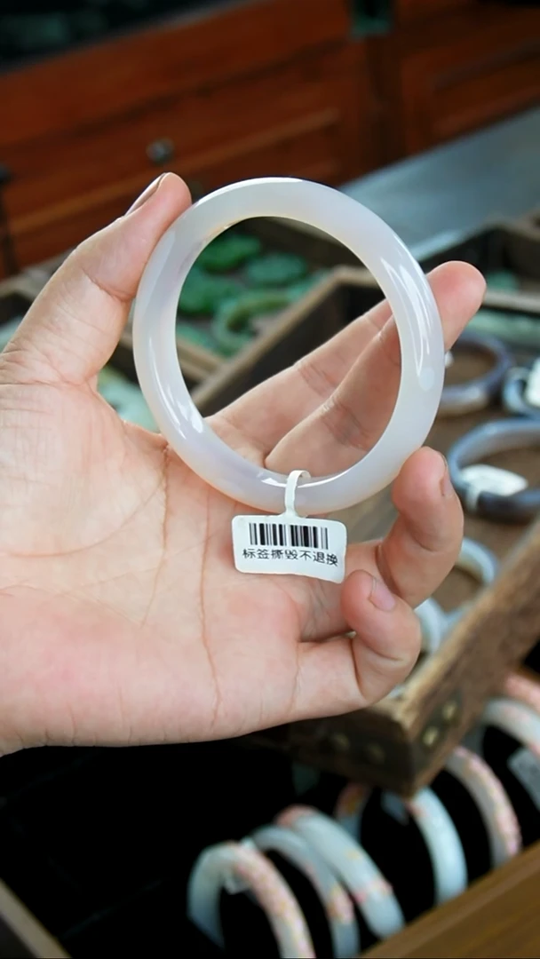 未镶嵌镯子玛瑙/玉髓范*?1-2     58圈口