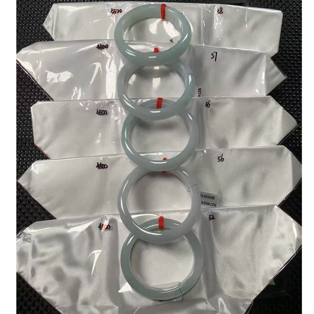 翡翠A货手镯0多样性发货，发一件