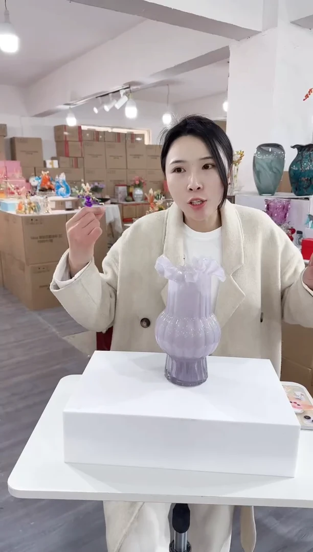 【闪购商品】琉璃瑞鸿花器早v25