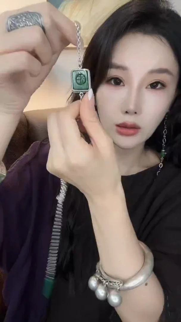 颈饰未镶嵌翡翠知*翡翠E096