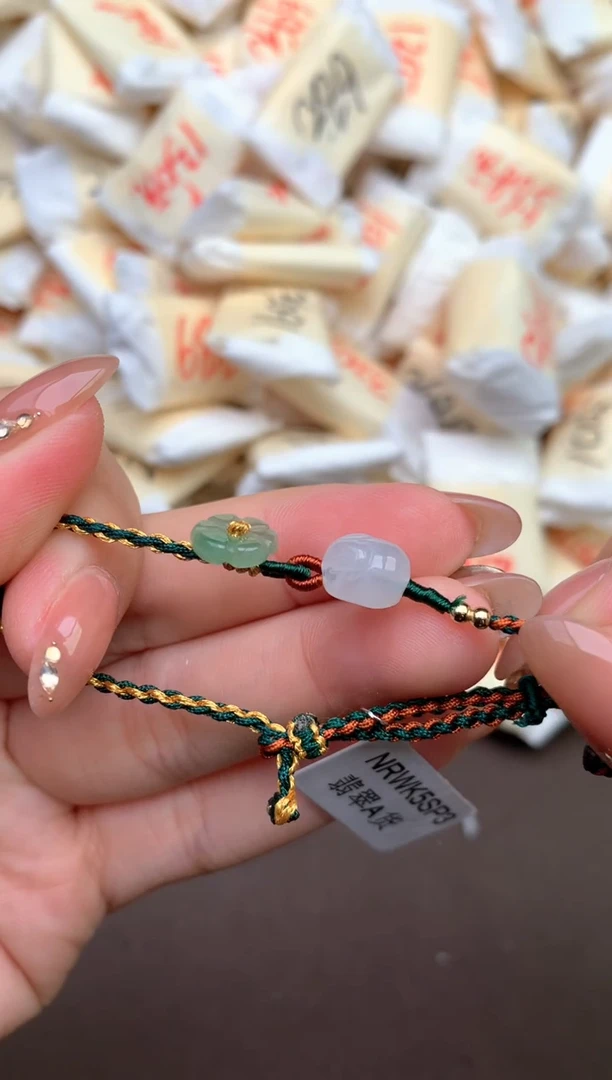 【闪购商品】翡翠手绳未镶嵌— 29