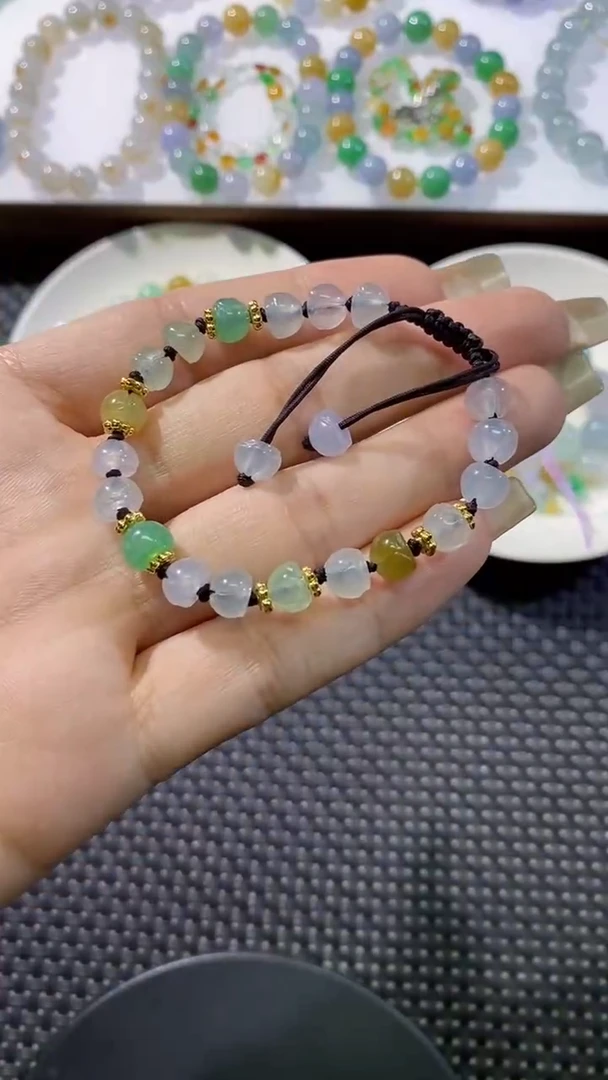 散珠翡翠莲花珠手串