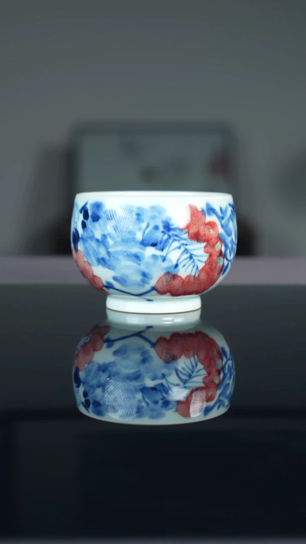 瓷片《紫气东来》青花釉里红禅定杯