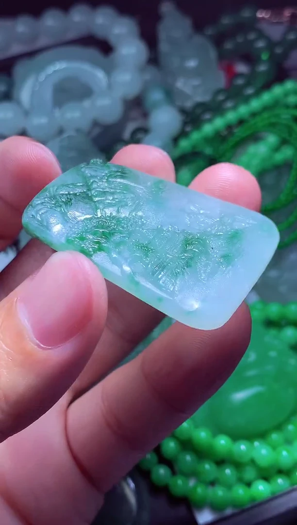 未镶嵌定制翡翠糖**?翡翠毛货定制