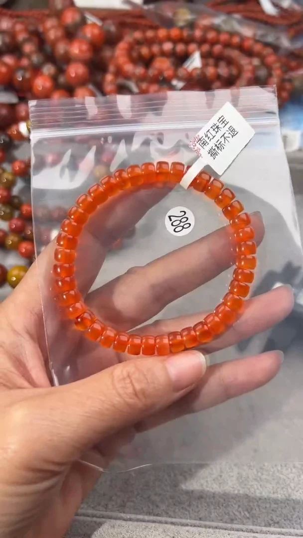 南红玛瑙手串未镶嵌6+