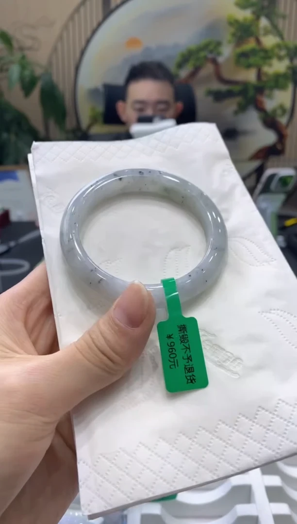 【闪购商品】翡翠手镯未镶嵌00000014677