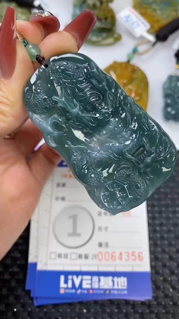 【闪购商品】翡翠颈饰未镶嵌1111111111111111