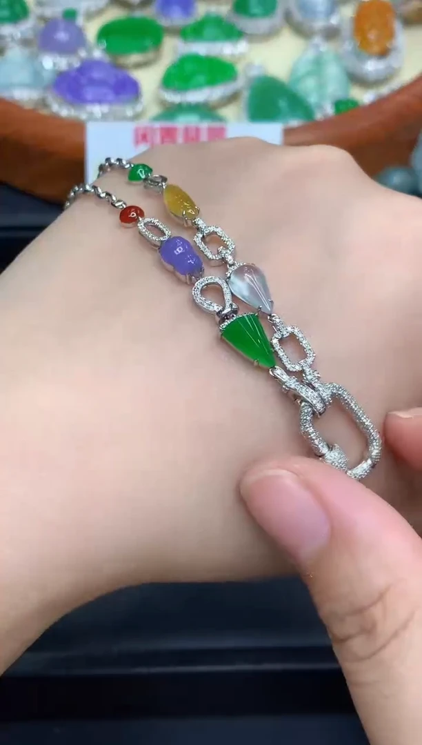 颈饰18K金镶嵌翡翠628-中国好珍宝