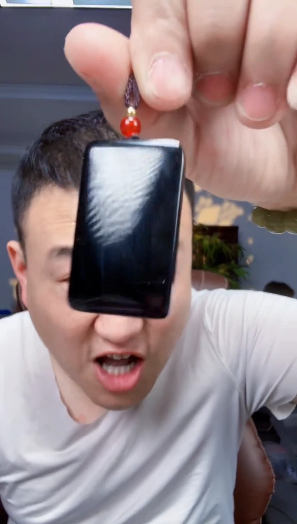 和田玉未镶嵌颈饰1