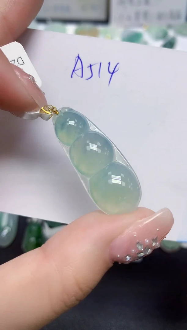 颈饰18K金镶嵌翡翠天然缅甸翡翠A货翡翠百元以上9元证书费自理