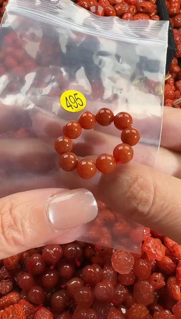 颈饰未镶嵌南红玛瑙1