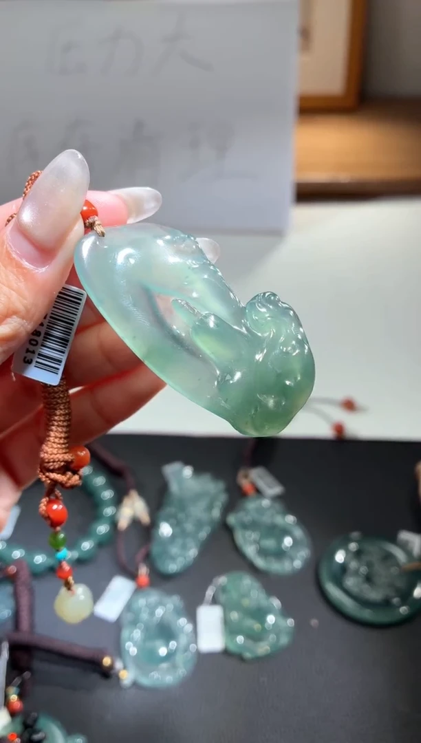 吊坠(不含链)未镶嵌翡翠天然翡翠A货