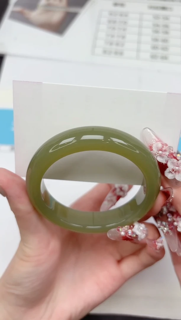 未镶嵌手镯石英质玉324-56.1