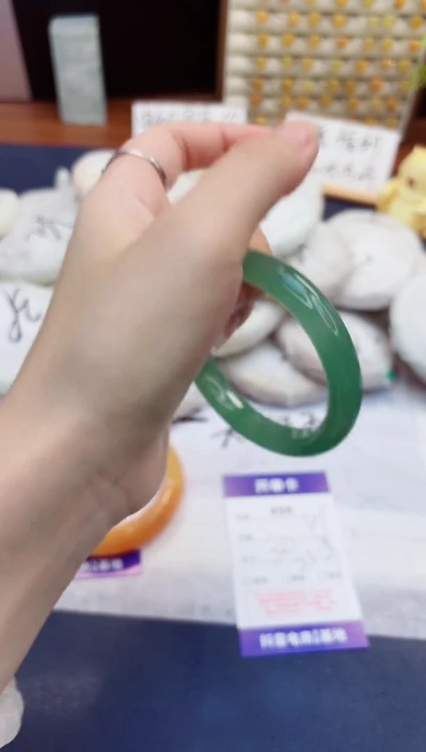未镶嵌手镯石英质玉494-东陵玉-圈口56